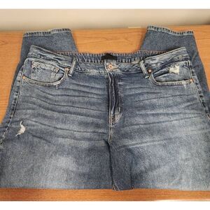 Edgely 22W Regular original fit. High Rise barrel jean. 42w 26 inseam and 13 ris